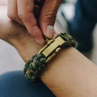 Bracelet de survie tactique avec boucle réglable en alliage